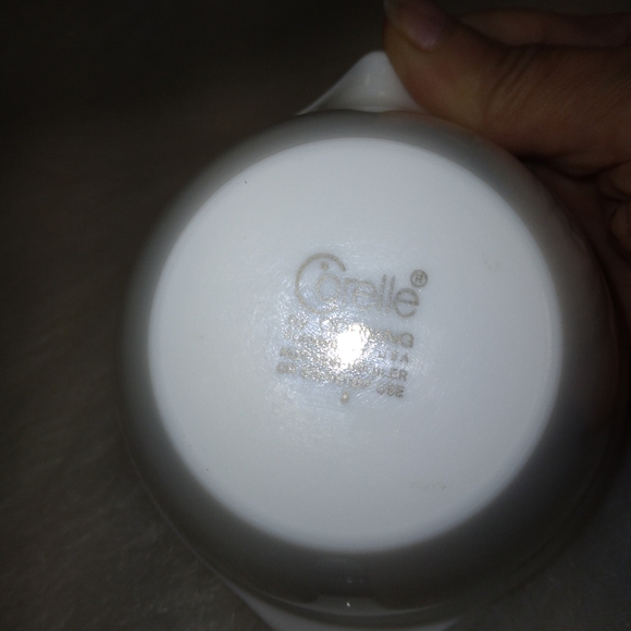 CORELLE Butterfly Gold Creamer, very good condition - Picture 5 of 7